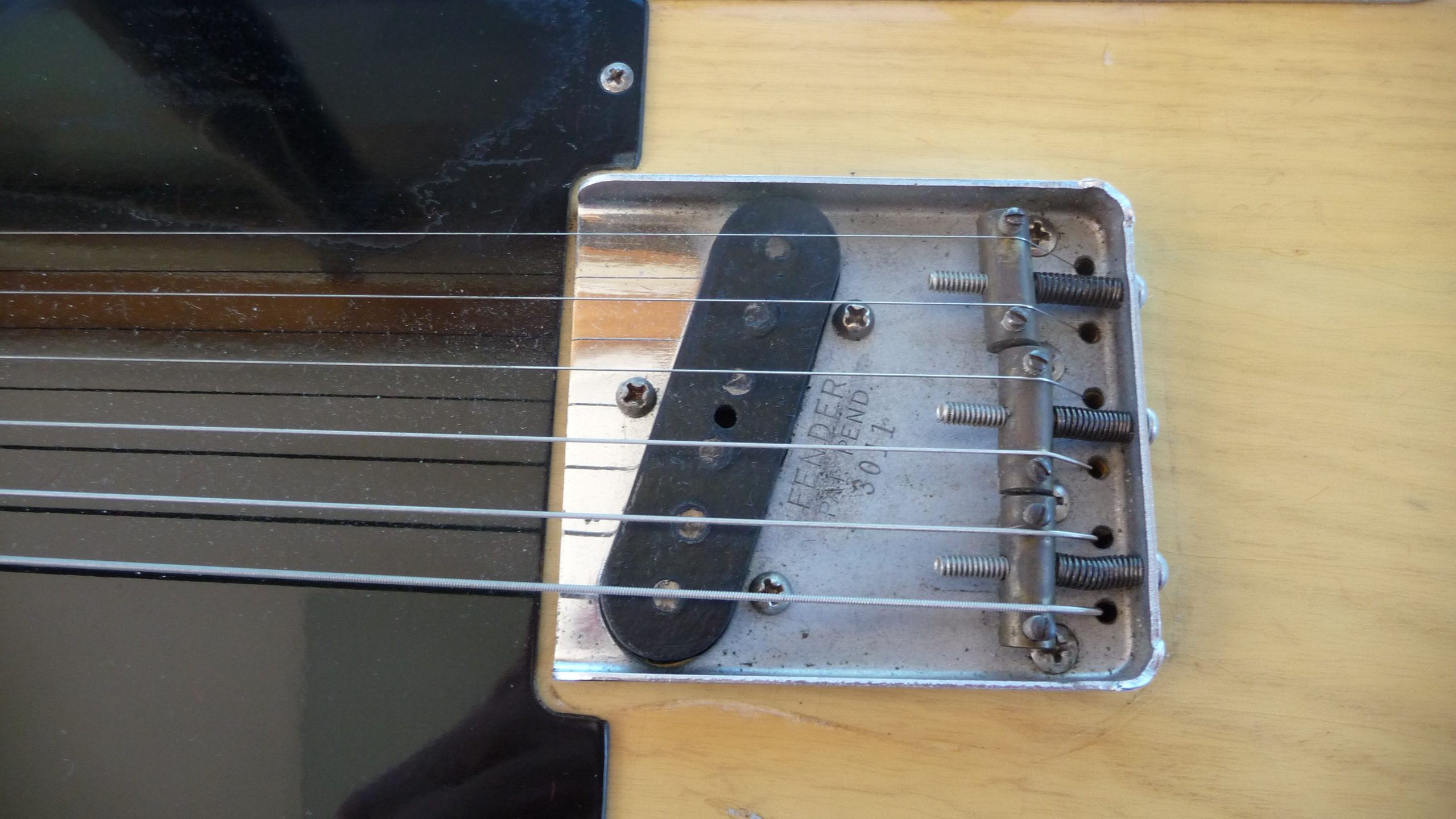 P1070668 vintage fender esquire guitar 1953