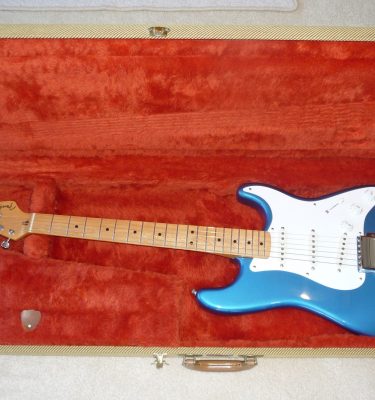vintage guitar fender stratocaster reissue