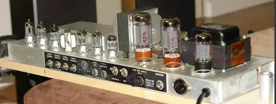2021-08-24_15-32-10 vintage fender amp